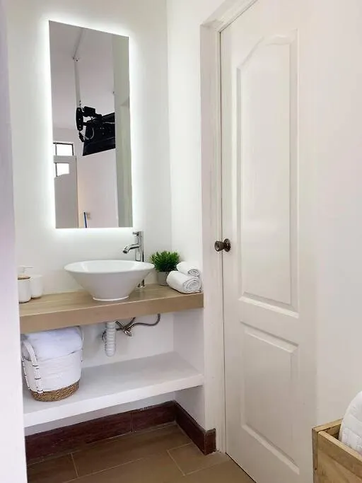 Detailed And Modern Apartment D Guatemala City
